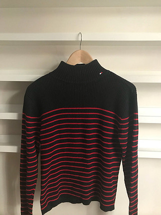 Tommy Hilfiger kazak