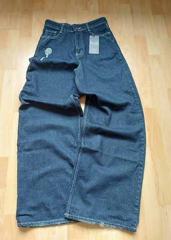 LC Waikiki Kostebek Skull Pants
