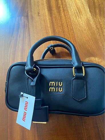 Beden Miu Miu Çanta