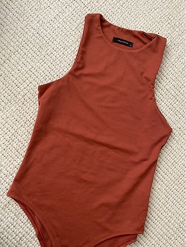 xs Beden Trendyolmilla Halter yaka Çıtçıtlı body