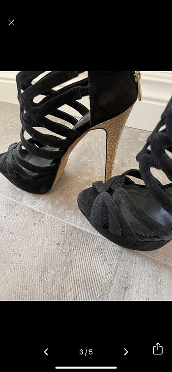 37 Beden Jessica Simpson