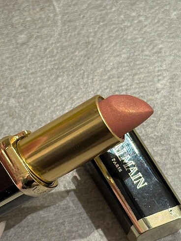  Beden Balmain loreal ruj