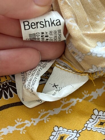 xs Beden Bershka kemerli şort etek