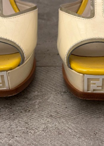 Fendi orjinal  Platform Topuklu Kadın Ayakkabı - Görsel 3