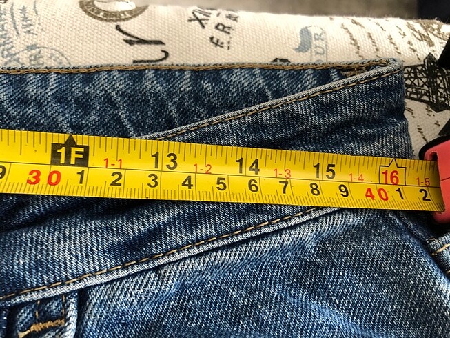 40 Beden mavi Renk Güzel temiz bol kesim pantolon