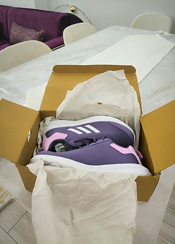 Adidas ayakkabı 