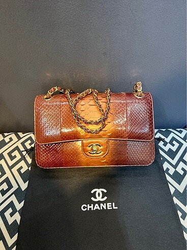Chanel Orjinal Gerçek Yılan Derisi Çanta