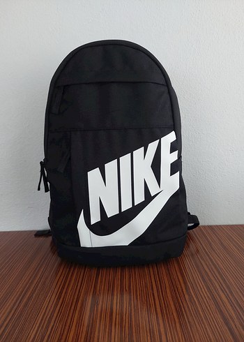Nike Siyah Sloganli Spor Sirt Cantasi