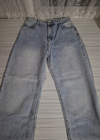 Bershka Acik Mavi Rahat Kesim Denim Jean