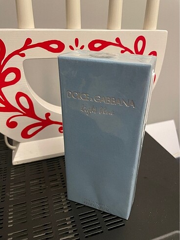 DOLCE &GABBANA light blue