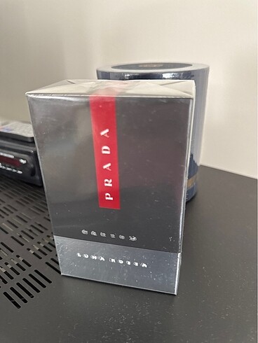 PRADA CARBON