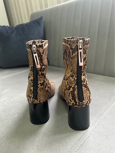 Yılan derisi detaylı zara bot - Görsel 5