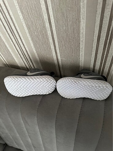 18 Beden Orijinal Nike bebek spor ayakkabısı