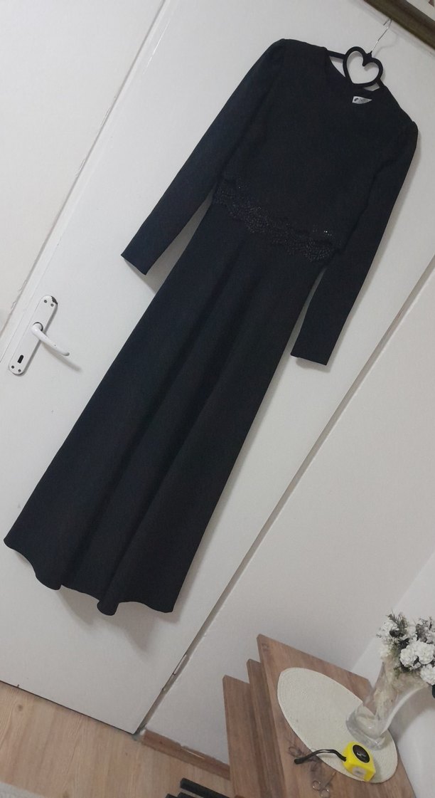 Uzun Siyah Gotik Kadın Abiye Elbise - Görsel 5