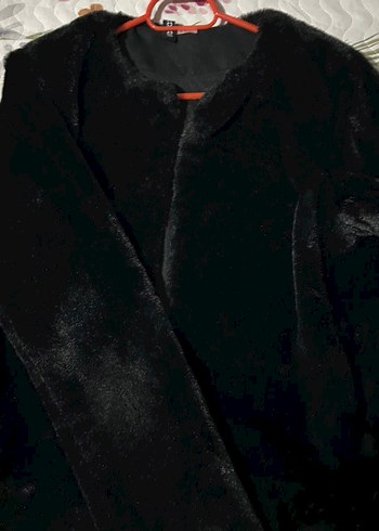 H&M Siyah Pelus Kaban