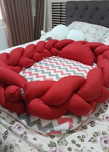  Beden kırmızı Renk Bebek yatağı 