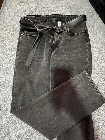 HM MARKA PANTALON 36 beden