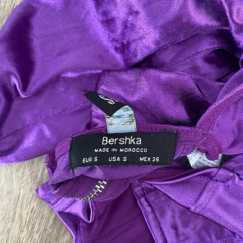 s Beden bershka mor renkli saten top
