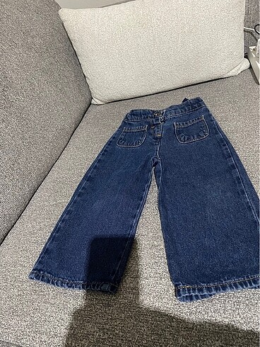 Kız bebek jean pantolon