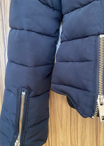 Siyah Fermuarlı Kadın Kışlık Mont - Görsel 4