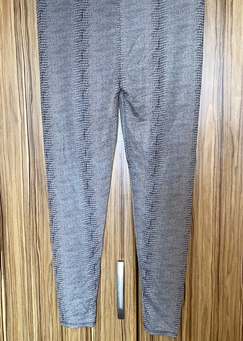 Gri Piliseli Kadın Tayt - Görsel 2