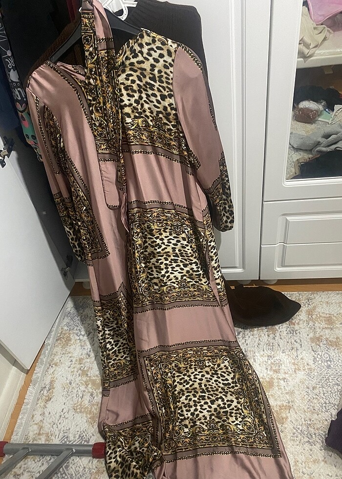 Tesettür elbise - Görsel 2