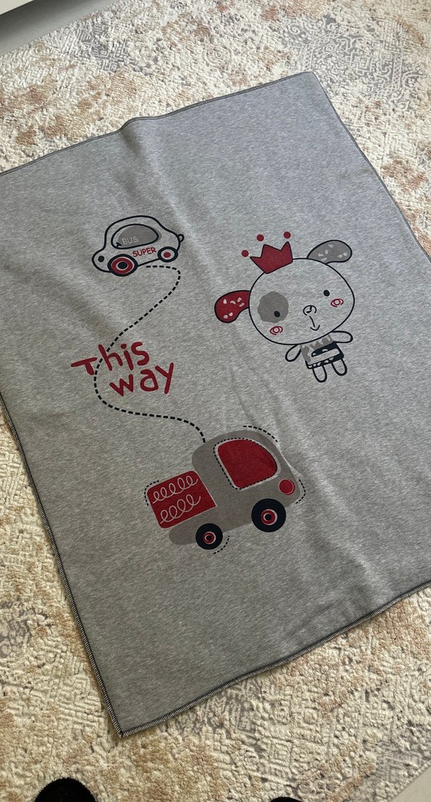 Gri Baskılı Çocuk Battaniyesi - Görsel 2