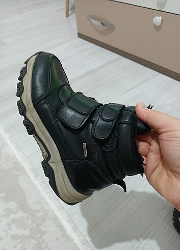 Erkek çocuk bot - Görsel 6