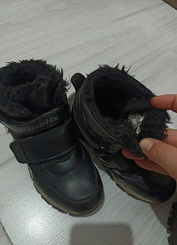 Erkek çocuk bot - Görsel 8