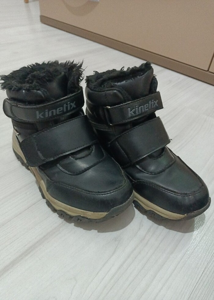 Erkek çocuk bot - Görsel 4