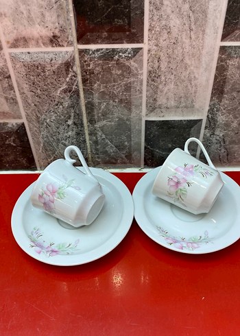 Çiçek Desenli Beyaz Kahve Fincanı Seti ikili - Görsel 4