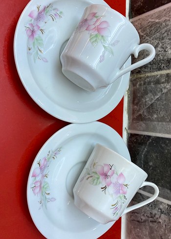 Çiçek Desenli Beyaz Kahve Fincanı Seti ikili - Görsel 5