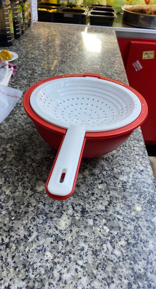 Renkli Kırmızı Plastik Süzgeç - Görsel 5