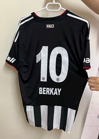 Beşiktaş Siyah Beyaz 10 Numarali Berkey Futbol Formasi