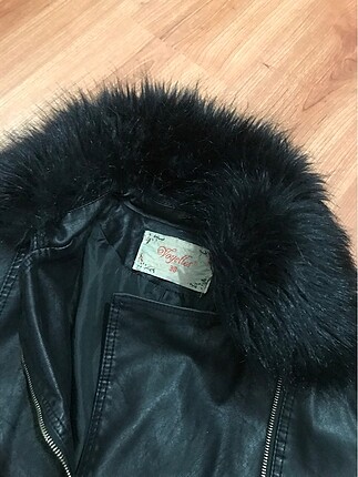 s Beden Uzun kürklü deri trenchcoat