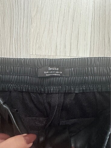 Bershka deri pantolon - Görsel 3