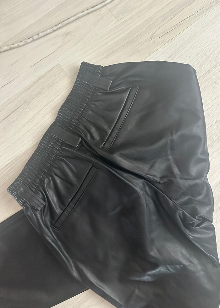 Bershka deri pantolon - Görsel 4