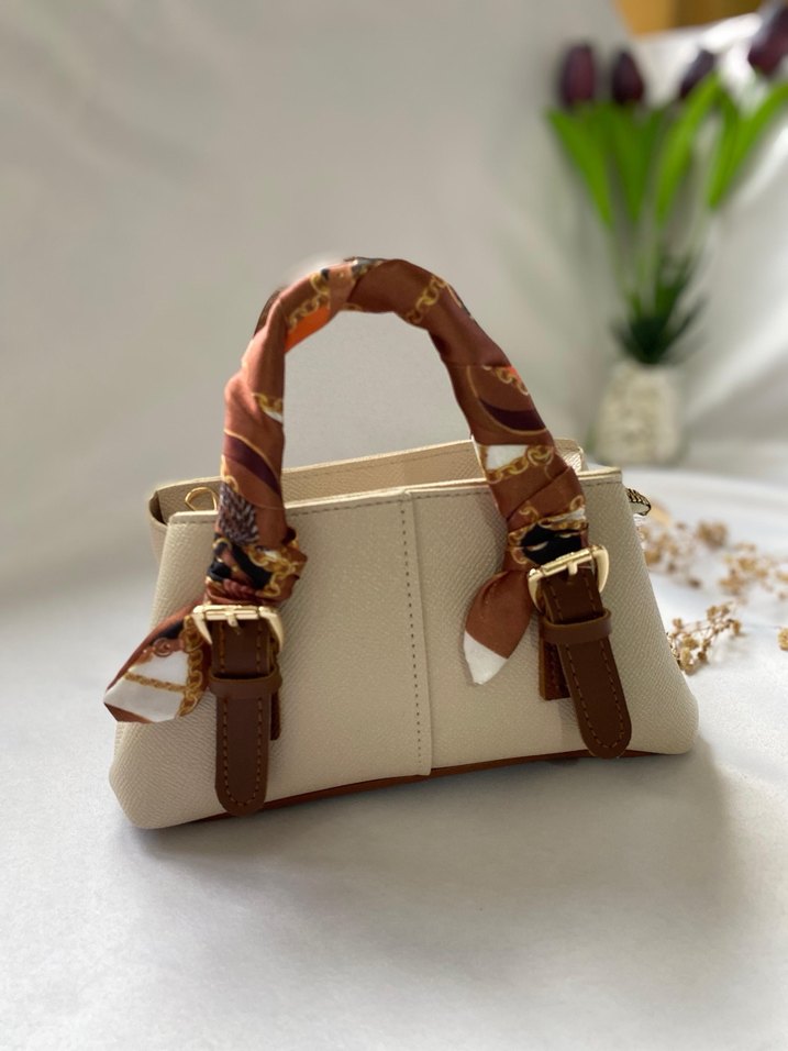 Fular Detaylı Krem Çanta - Görsel 3