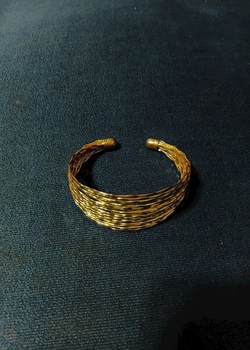 Diğer Altin Tonlu Cok Katli Metal Bileklik