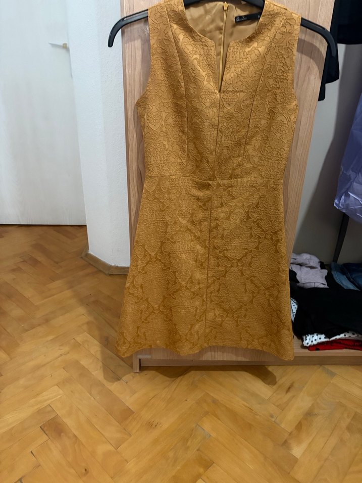 Düğmeli Vintage Bej Midi Elbise - Görsel 2