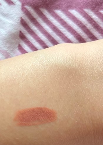 Emily 211 dudak kalemi - Görsel 2