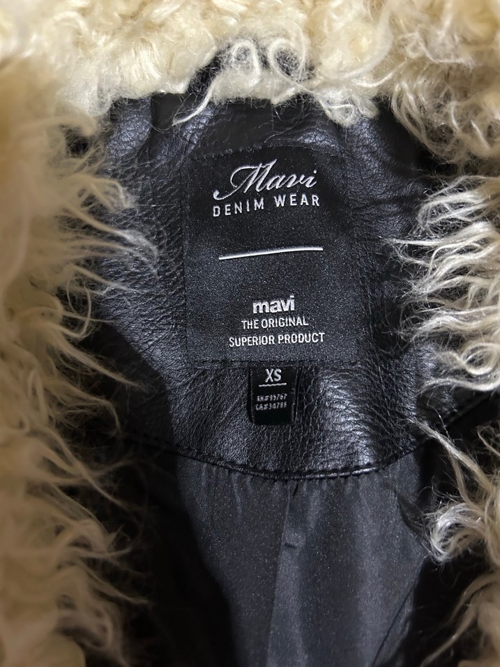 Siyah kürklü deri ceket - Görsel 2