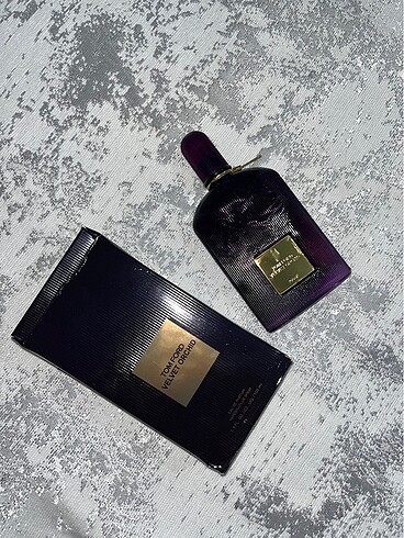 Diğer Tom ford parfüm
