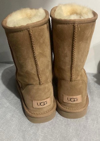 Ugg bot