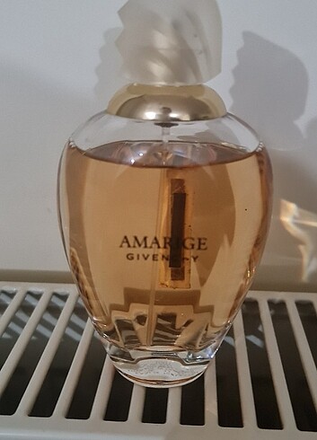 GIVENCHY Givenchy amarige parfum