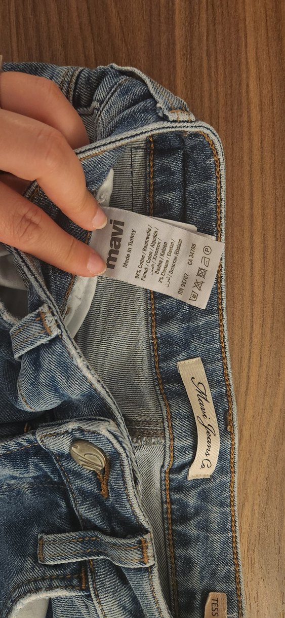Mavi Çiçek Nakışlı Açık Mavi Denim Jean — görsel 7/10