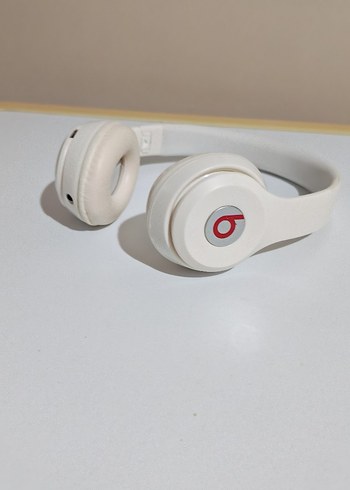 Beats Beyaz Kulak Ustu Kulaklik Solo3