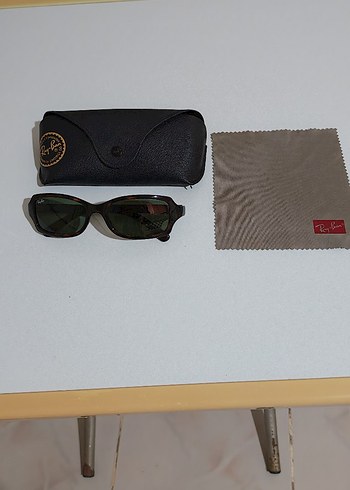 Ray Ban Siyah Oval Gunes Gozlugu