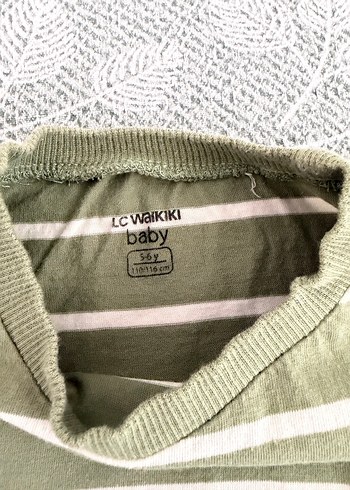 LC Waikiki Çizgili 5 yaş tshirt