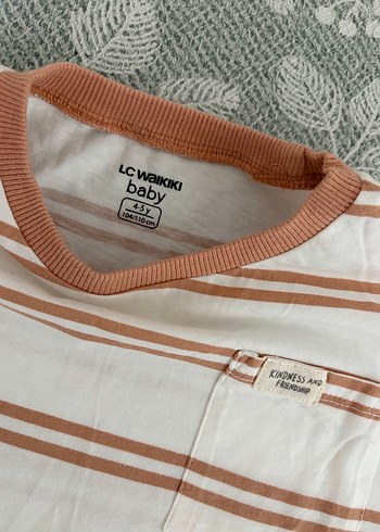 5 Yaş Beden kahverengi Renk Çizgili 5 yaş tshirt
